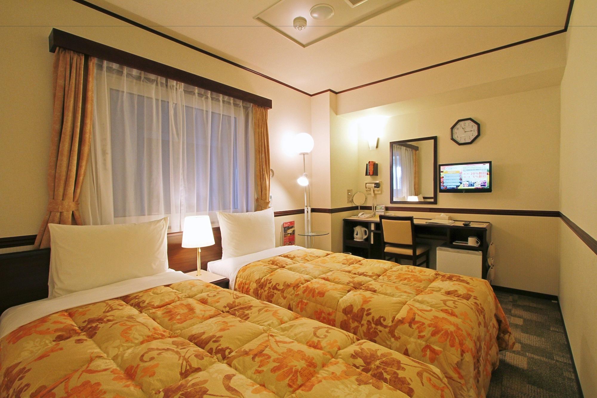 Toyoko Inn Tokyo Eki Shin Ohashi Mae Exterior foto